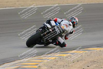 media/Dec-17-2022-SoCal Trackdays (Sat) [[224abd9271]]/Turn 10 Backside (120pm)/